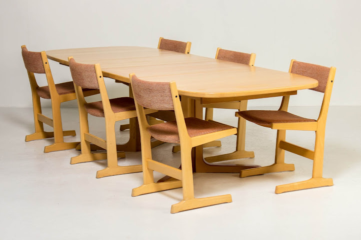 MOFU Vintage and Contemporary Design by null