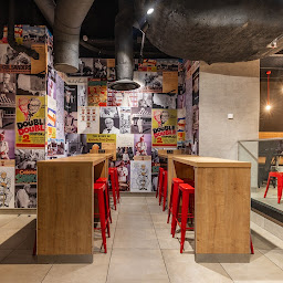 Photo n°103 de KFC Paris Forum des Halles à Paris (Restaurant de hamburgers)