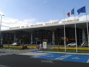 Photo n°9 de TRANSPORTS DALY à Saint-Paul (Service de taxi)