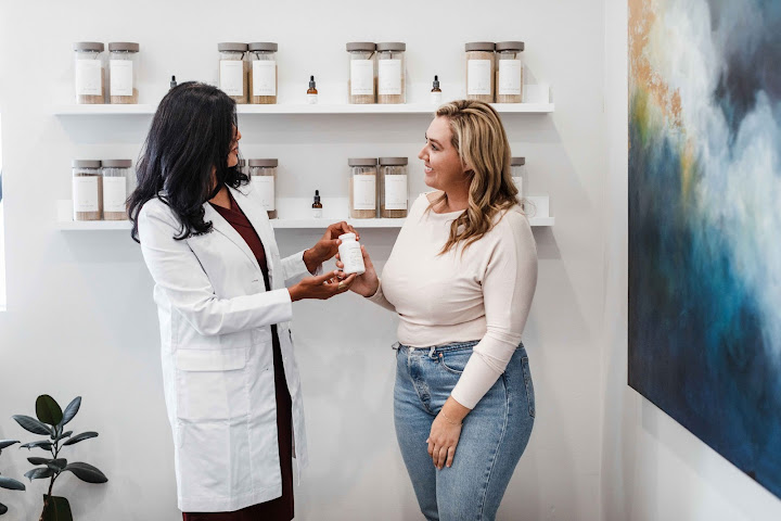 Saffron & Sage by null