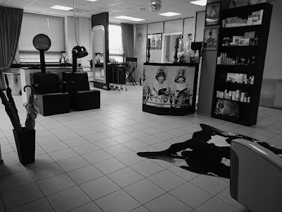 Photos of Fast Scissors Ltd.