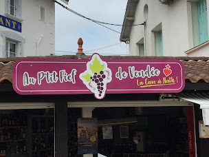 Photo n°18 de Au Petit Fief de Vendée | La Cave à Nath à La Tranche-sur-Mer (Établissement vinicole)
