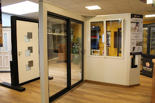 Photo n°42 de MIPE Habitat Isère - Isofrance Fenêtres & Energies à Échirolles (Magasin de poêles à bois)