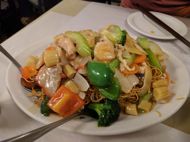 Royal Treasure Restaurant