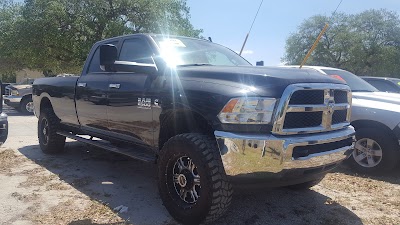 Photos of Labelle Dodge Chrysler Jeep, Inc.