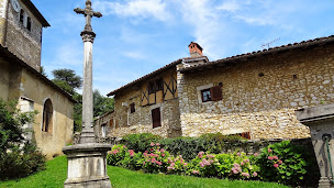 Photo n°4 de LA CHASTELLENIE à Jasseron (Chambre d'hôtes)