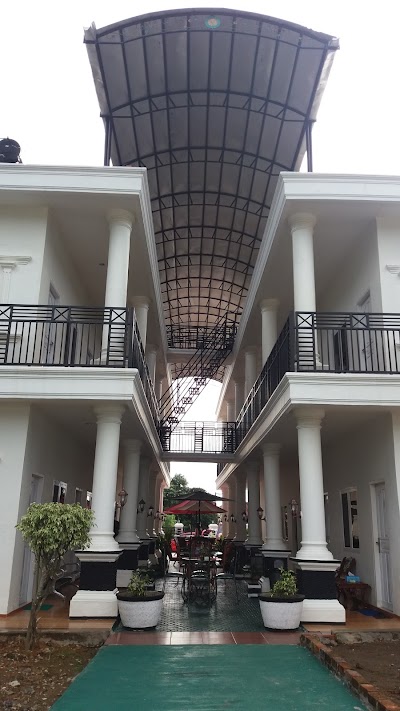 Photos of Grand Charlie Hotel