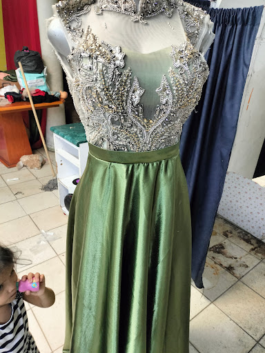 Costuras Yamis