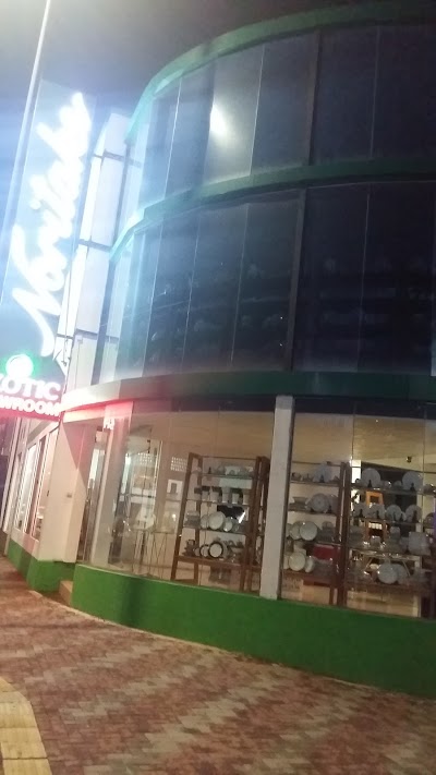 Photos of Noritake Lanka Porcelain Showroom