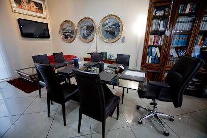 Studio Legale Labonia. Avv. Simone Labonia Cassazionista - Docente universitario.