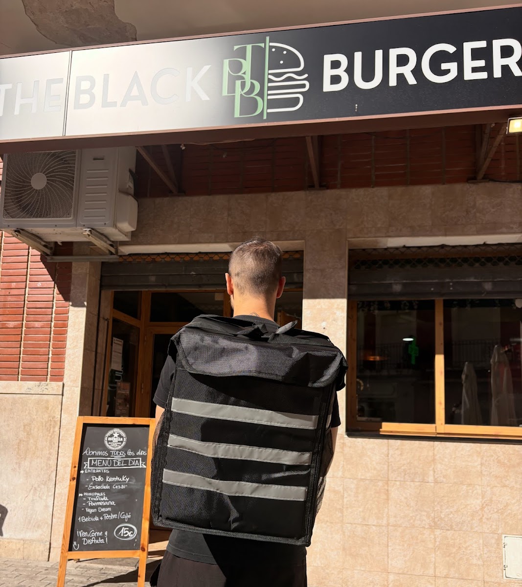 The Black Burger — photo 9