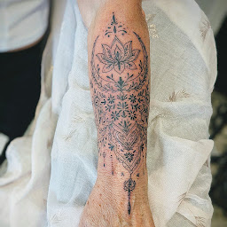 Photo n°6 de Leptitbiscuit Tattoo à La Bruffière (Salon de tatouage et piercing)