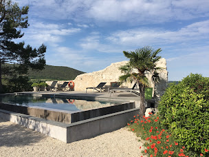 Photo n°71 de Metafort : Bed and Breakfast Design et Insolite proche du Mont Ventoux, Gordes, Luberon Vaucluse (Provence) à Méthamis (Maison d'hôtes)