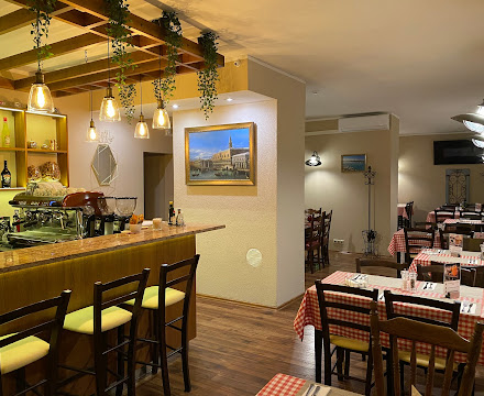 Piccolo Uno Pizza e Caffè, restaurant in Riga