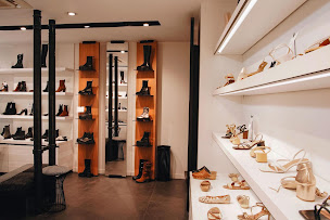 Photo n°10 de Jonak à Paris (Magasin de chaussures)