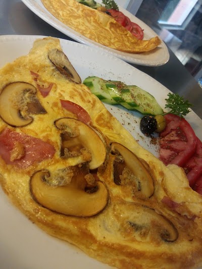 Photos of K&uuml;fe Restoran