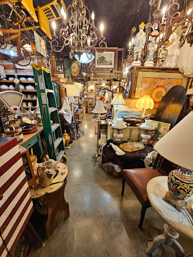Glory Road Antiques - Thumbnail