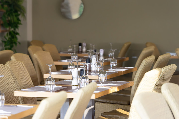 Flegra Palace by null