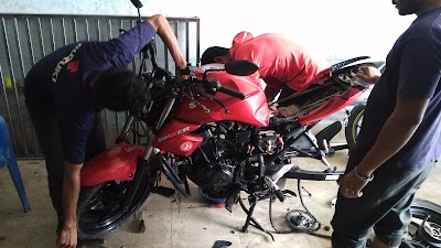 Photos of Suzuki Showroom