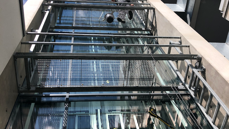 Eli-Clean Gebäudereinigung