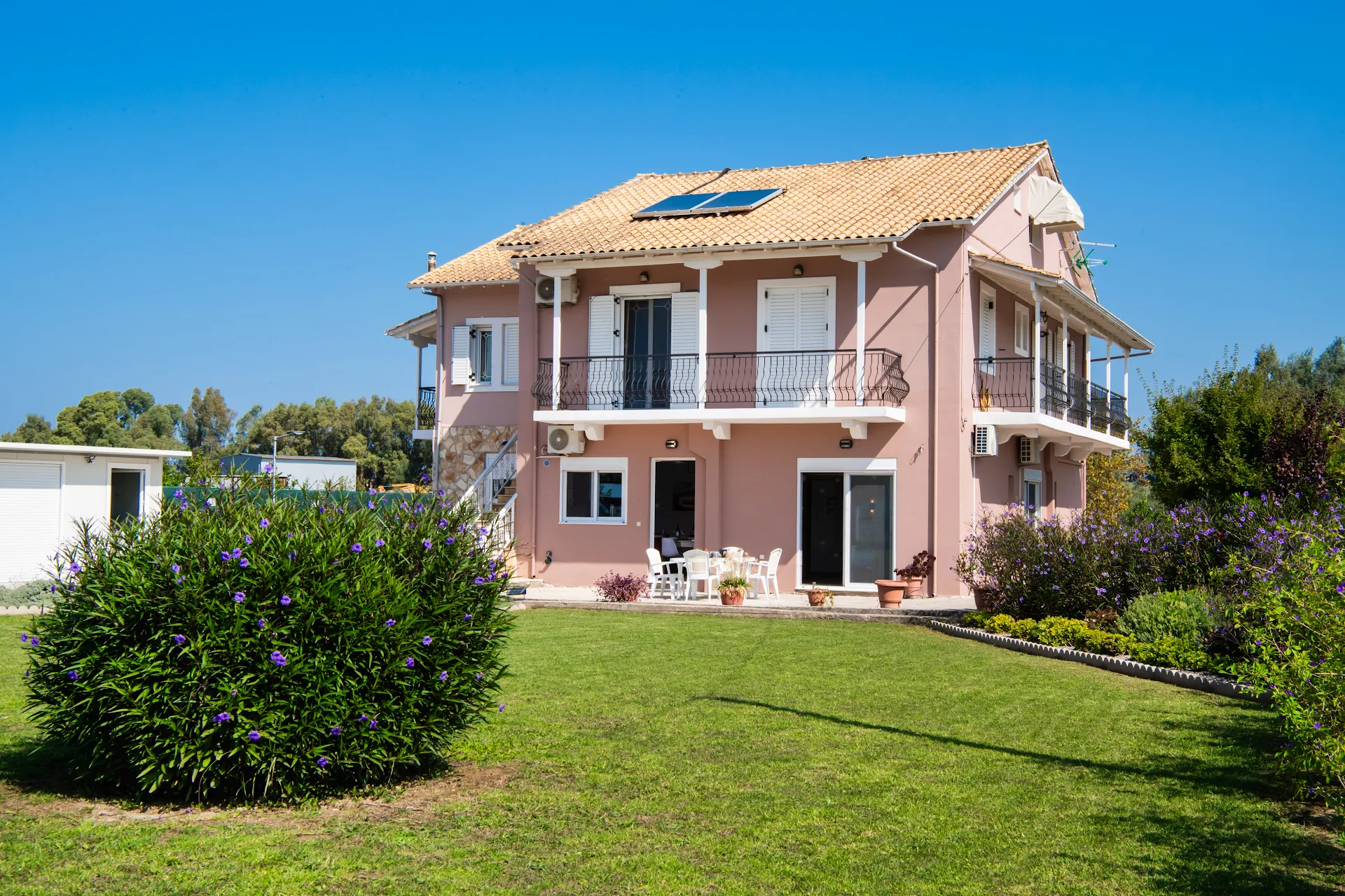 Ruellia Apartments