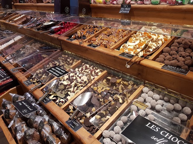 Chocolaterie Biscuiterie Larnicol MOF