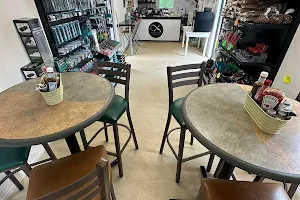 Islands View Cafe and Tackle image