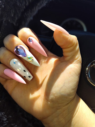 The Spiritual Nail Majesty
