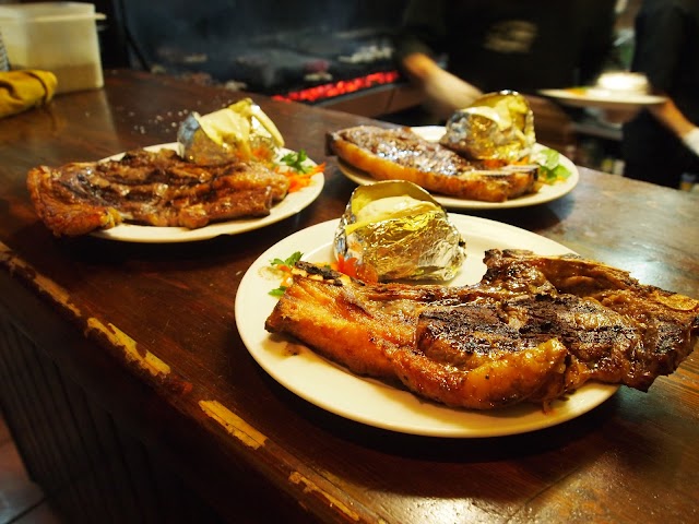 El Rancho - Asador Argentino