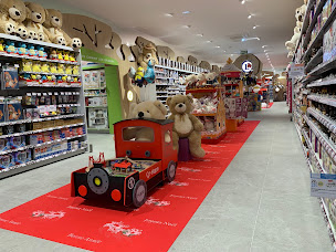 Photo n°27 de E.Leclerc Jouet à Olivet (Magasin de jeux de cartes/jeux de plateaux)