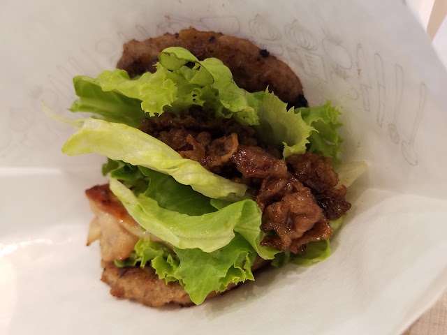 Mos Burger Kyoto Nijo Ekimae