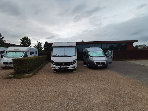 Aire de camping car MONTVILLE - Thumbnail