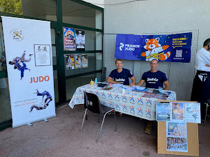 Photo n°4 de JUDO CLUB ROQUEVAIRE à Roquevaire (Club de judo)