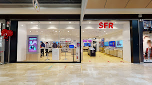 Photo n°1 de Boutique SFR Mont St Aignan à Mont-Saint-Aignan (Opérateur téléphonique)