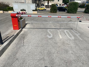 Photo n°19 de Automatismes Labadens - Pays Basque, Landes et Béarn à Anglet (Fournisseur de portes)