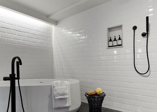 Hutton Hotel by null