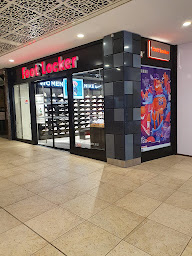 Photo n°2 de Foot Locker - Metz Saint-Jacques à Metz (Magasin de vêtements de sport)