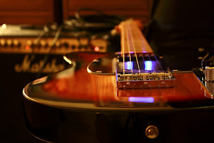 Photo n°1 de L'Atelier Guitare à Til-Châtel (Luthier)