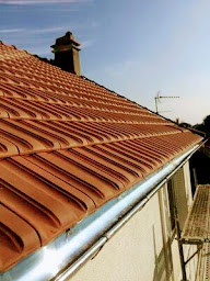 Photo n°4 de Sos Toitures à Saint-Just-Luzac (Charpentier)