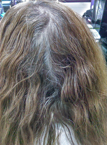 Opinii despre КРАСИ HAIR SALON în Велико Търново - Бръснарски салон