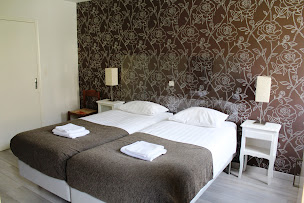 Photo n°2 de Hotel-restaurant-bar Auberge Le Romarin à Valgorge (Chambre d'hôtes)