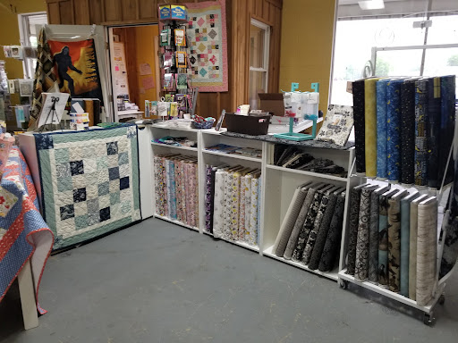 Patchwork Fabric Shop - Visual