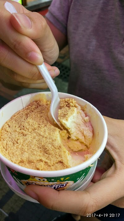 Photos of Gelatina Mok Yi Kei 莫義記