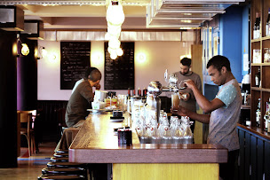 Photo n°26 de Brasserie Le Front Populaire à Saint-Denis (Café)