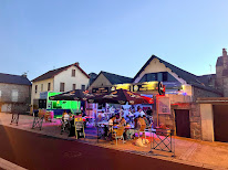 Le Donjon Lozère - Restaurant, Club & Bar à Saint-Chély-d'Apcher