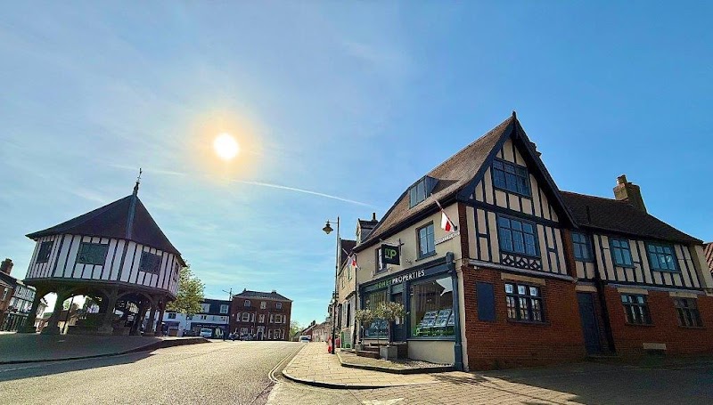 Money Properties Estate Agent Wymondham photo 3