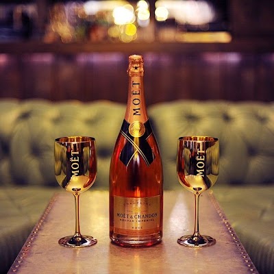 Photos of De-Golden Star Wine Shop