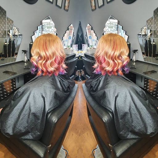 Colour Queen - Visual