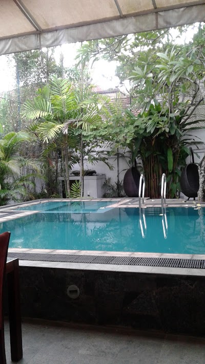 Photos of Ellen's Place