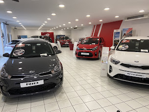 Photo n°1 de Kia Aurillac - COURNIL AUTOMOBILES à Aurillac (Vendeur de voitures d'occasion)